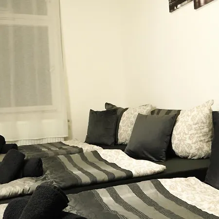 - Modernes Heim Li-apartments Pforzheim